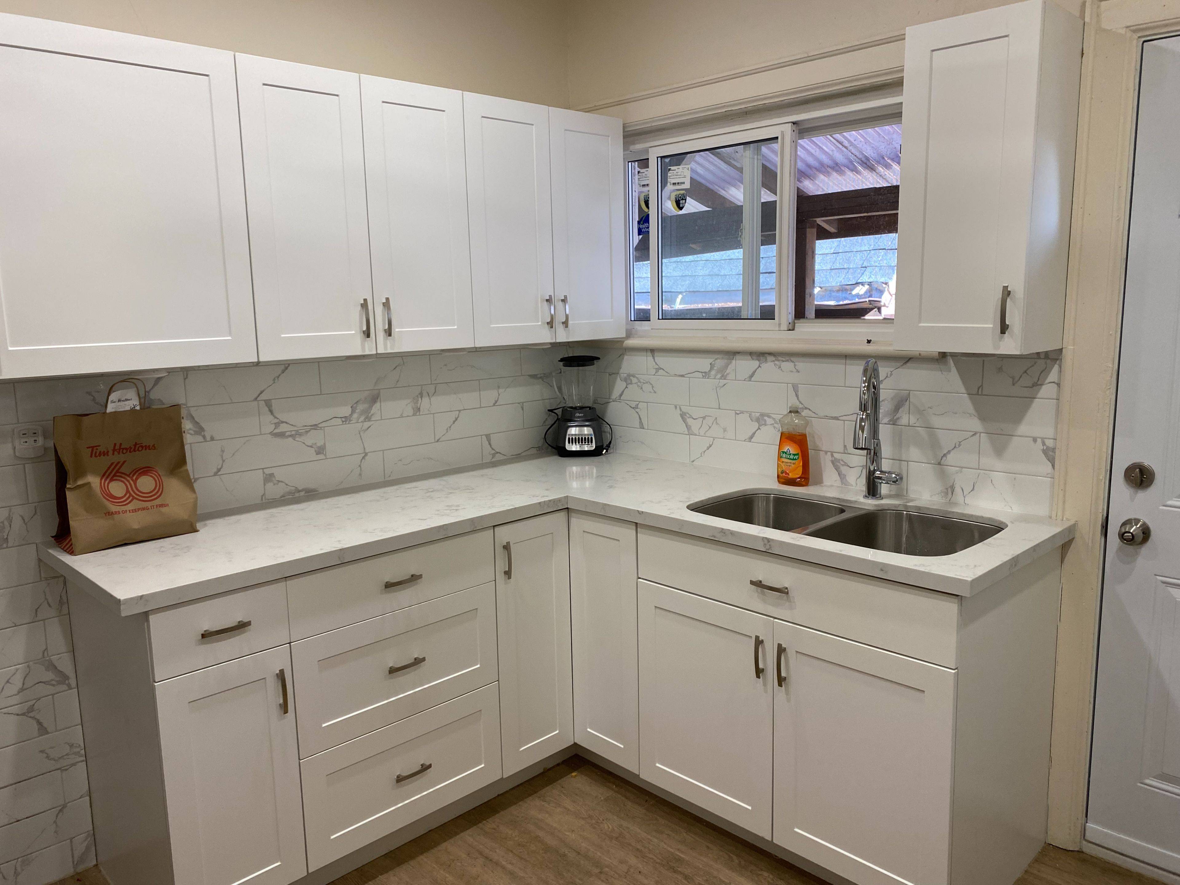 68 Whitton RD, Hamilton, ON L8S 4C7