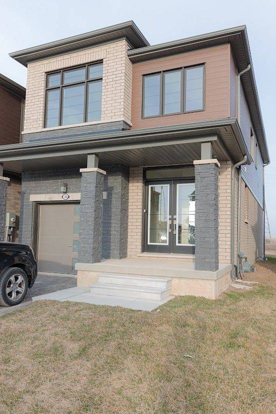 386 Barker Pkwy, Thorold, ON L2E 6S4