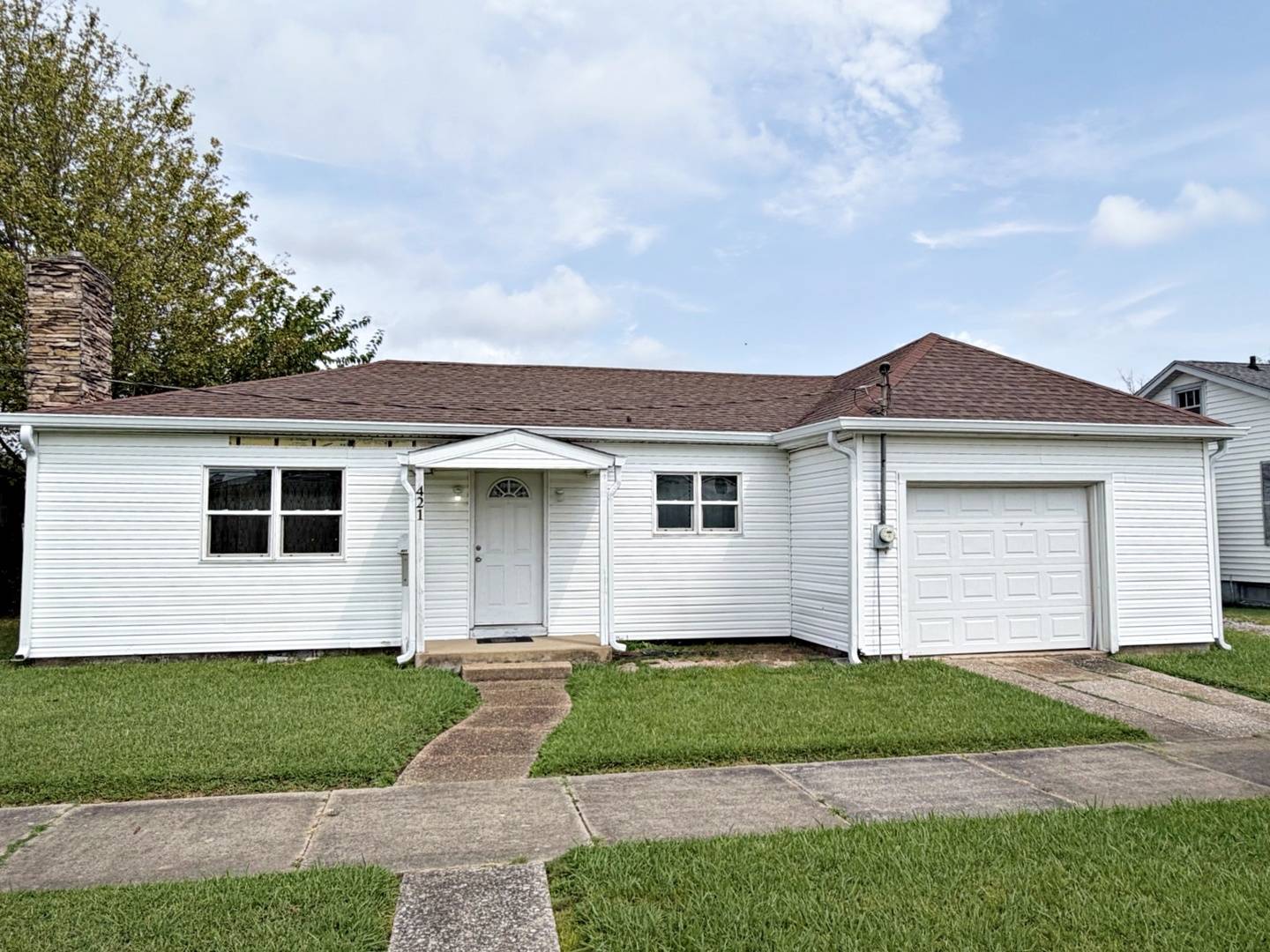 421 E 9th ST, Metropolis, IL 62960