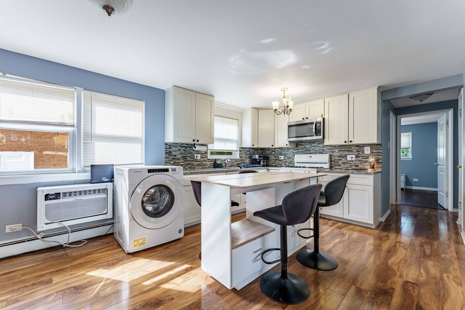 6935 W 64TH PL #2A, Chicago, IL 60638