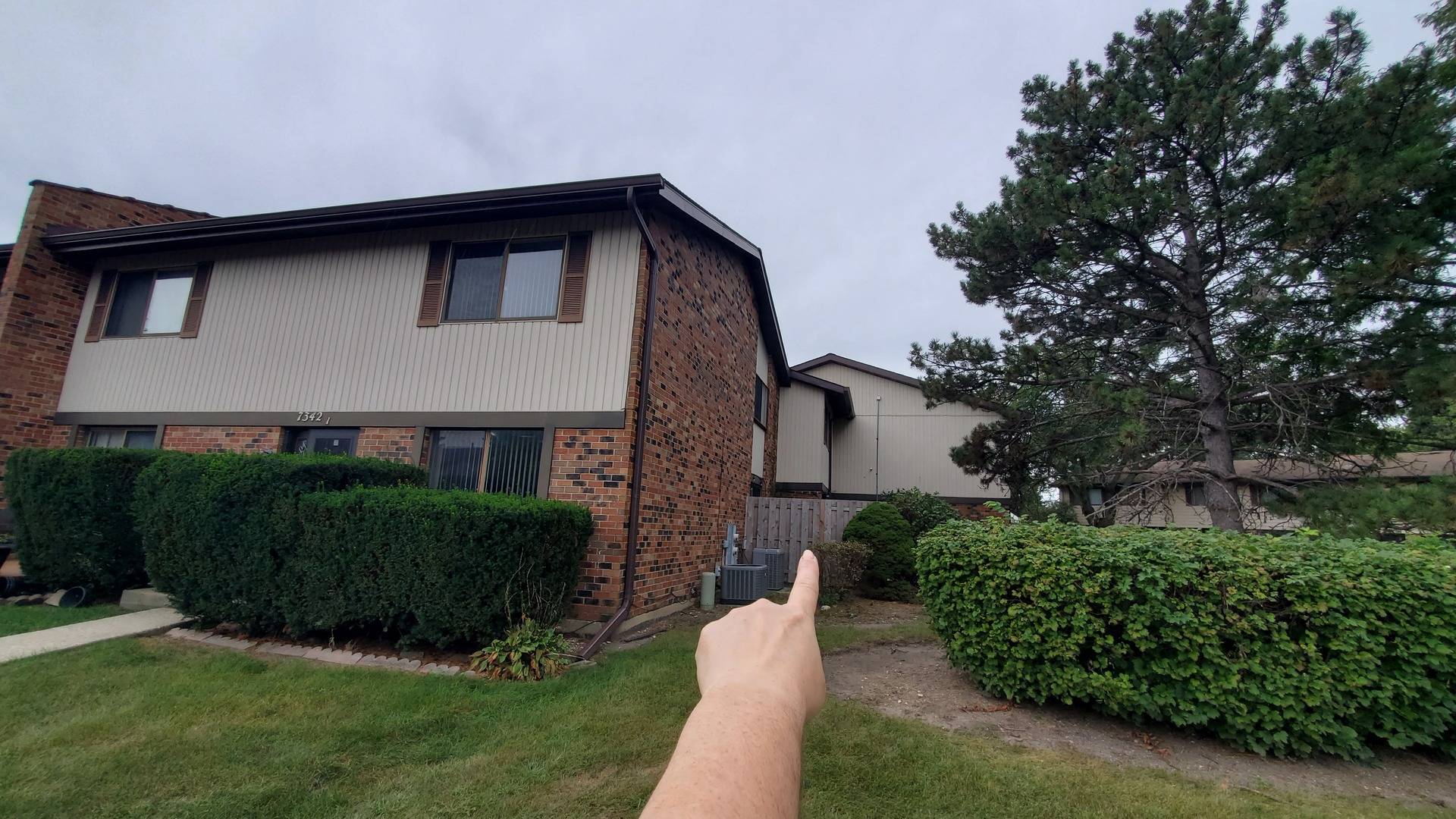 7342 Winthrop WAY #8, Downers Grove, IL 60516