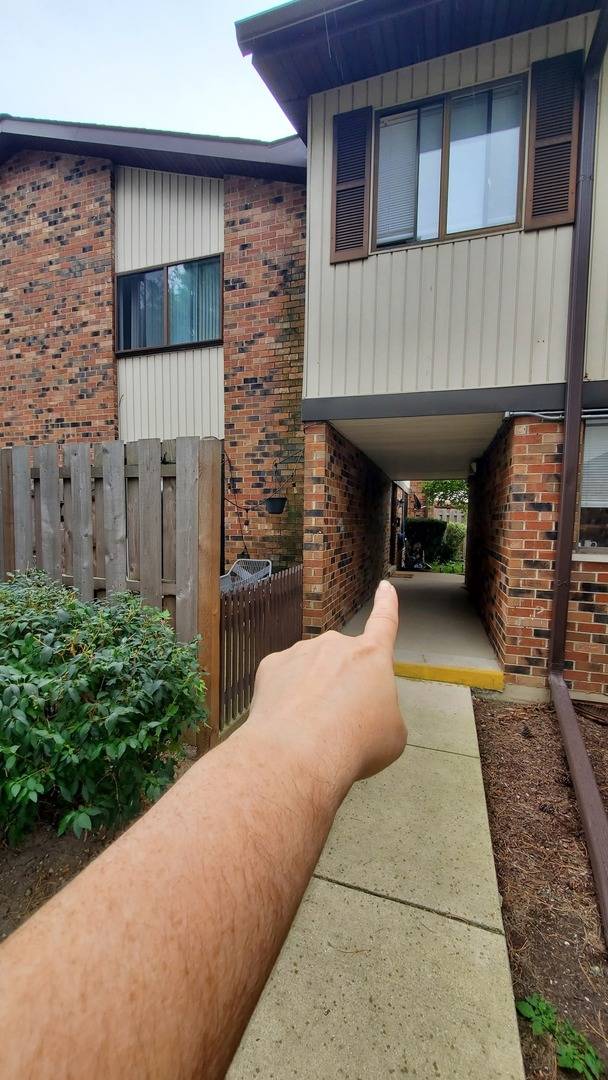 7342 Winthrop WAY #8, Downers Grove, IL 60516