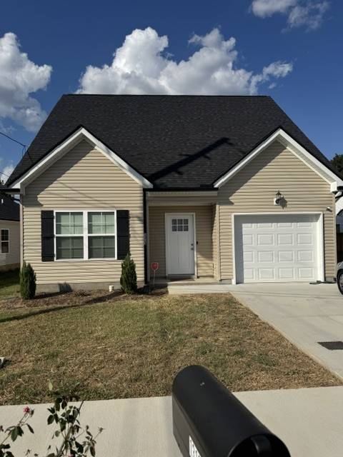 1313 Lakewalk Dr, Antioch, TN 37013