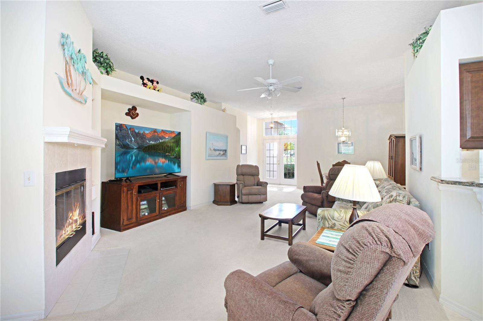 339 FOXHILL DR, Debary, FL 32713