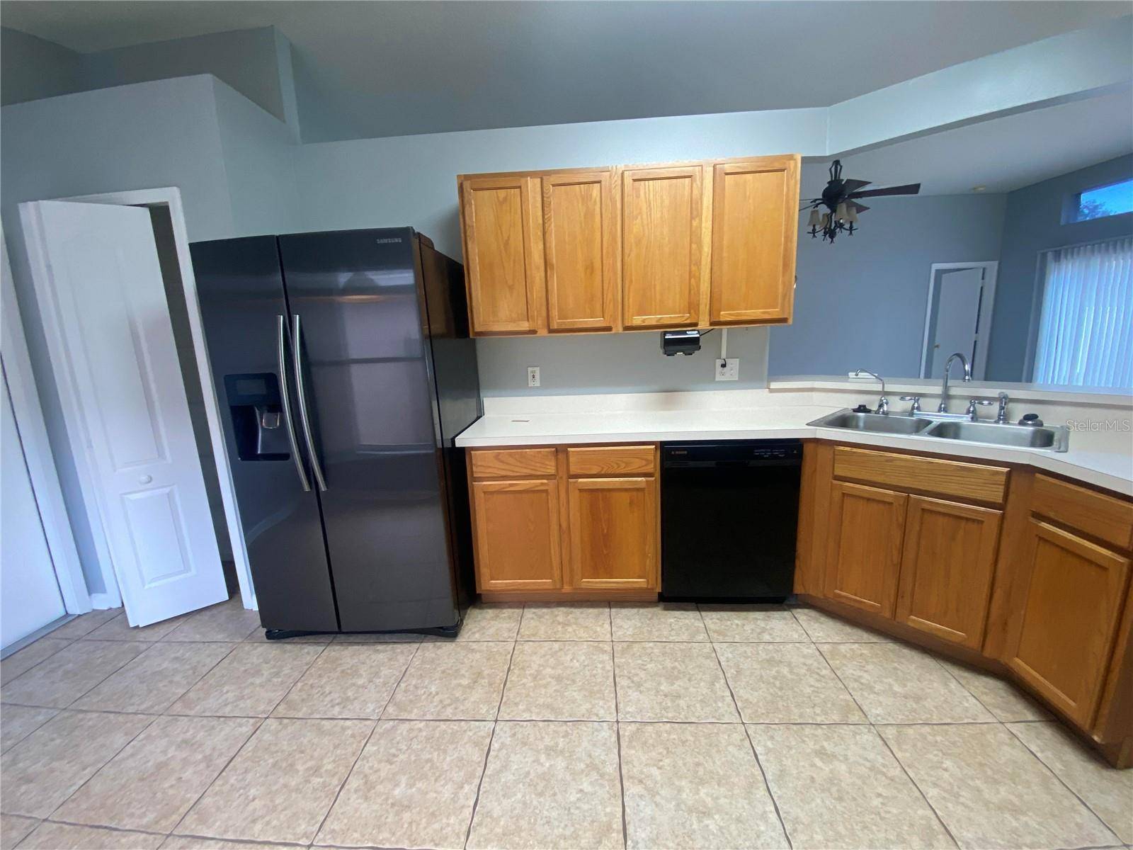 12304 TWINKLING STAR PL, Riverview, FL 33578