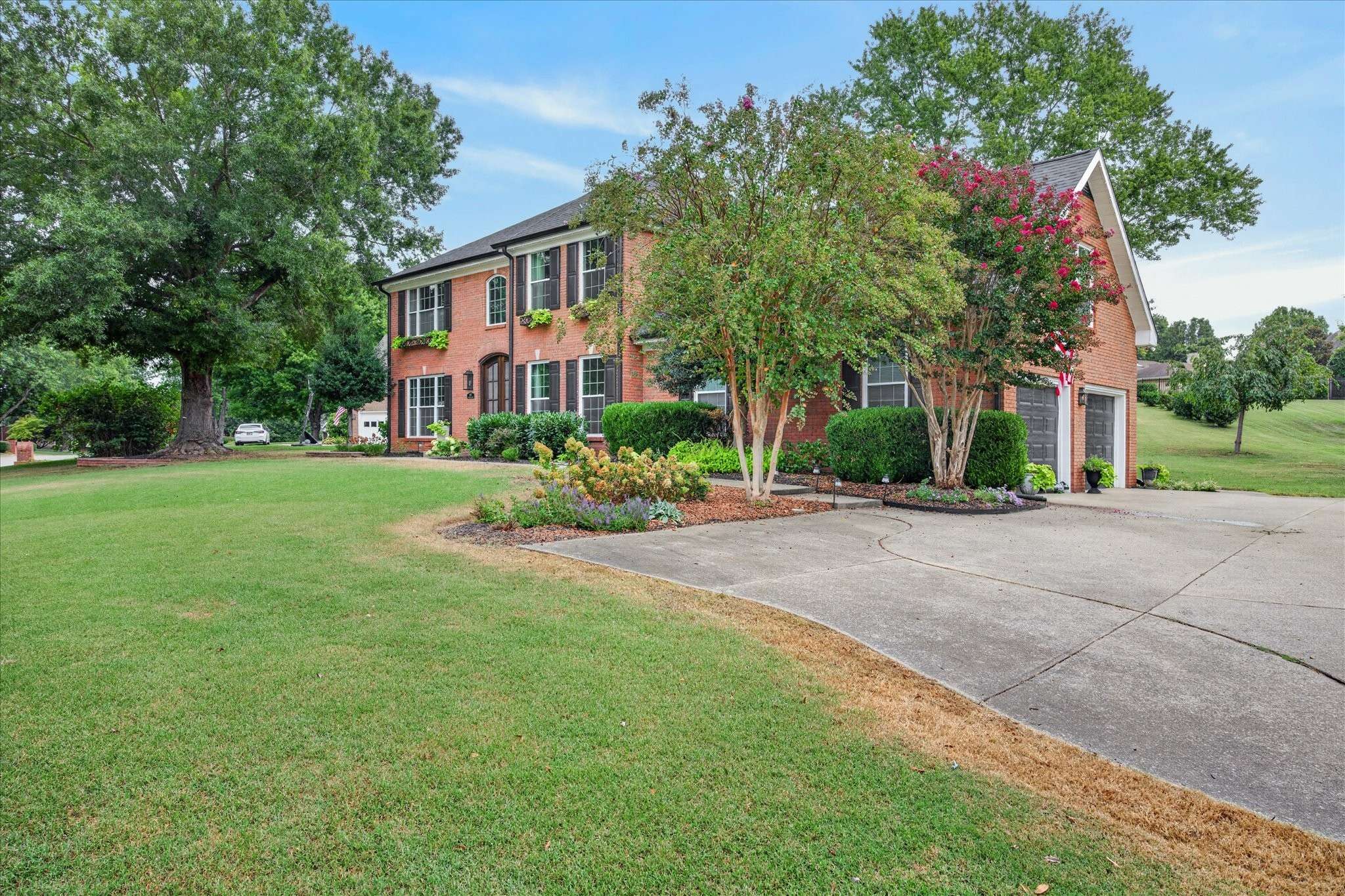 407 Savannah Trace Dr, Clarksville, TN 37043