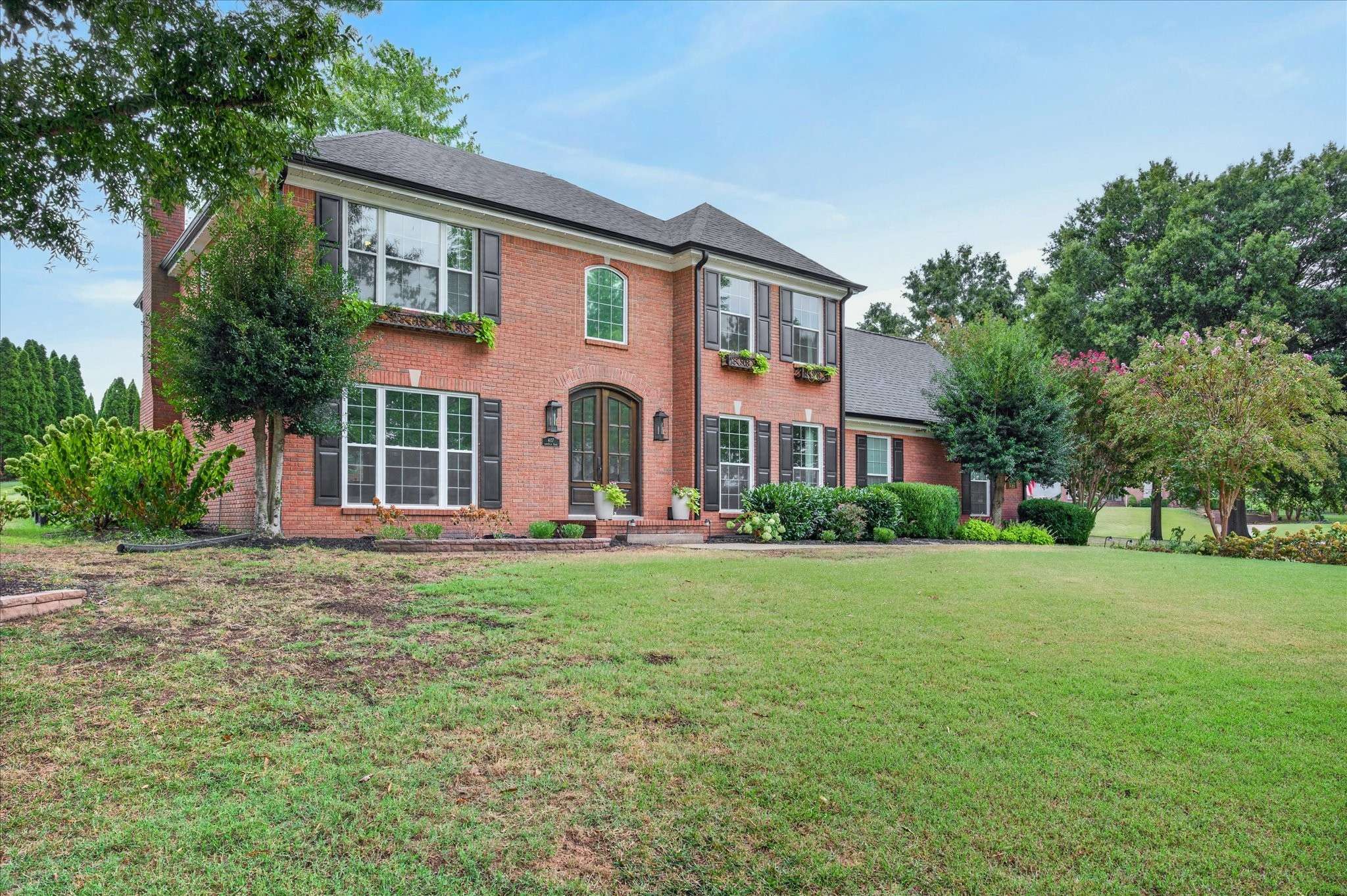 407 Savannah Trace Dr, Clarksville, TN 37043