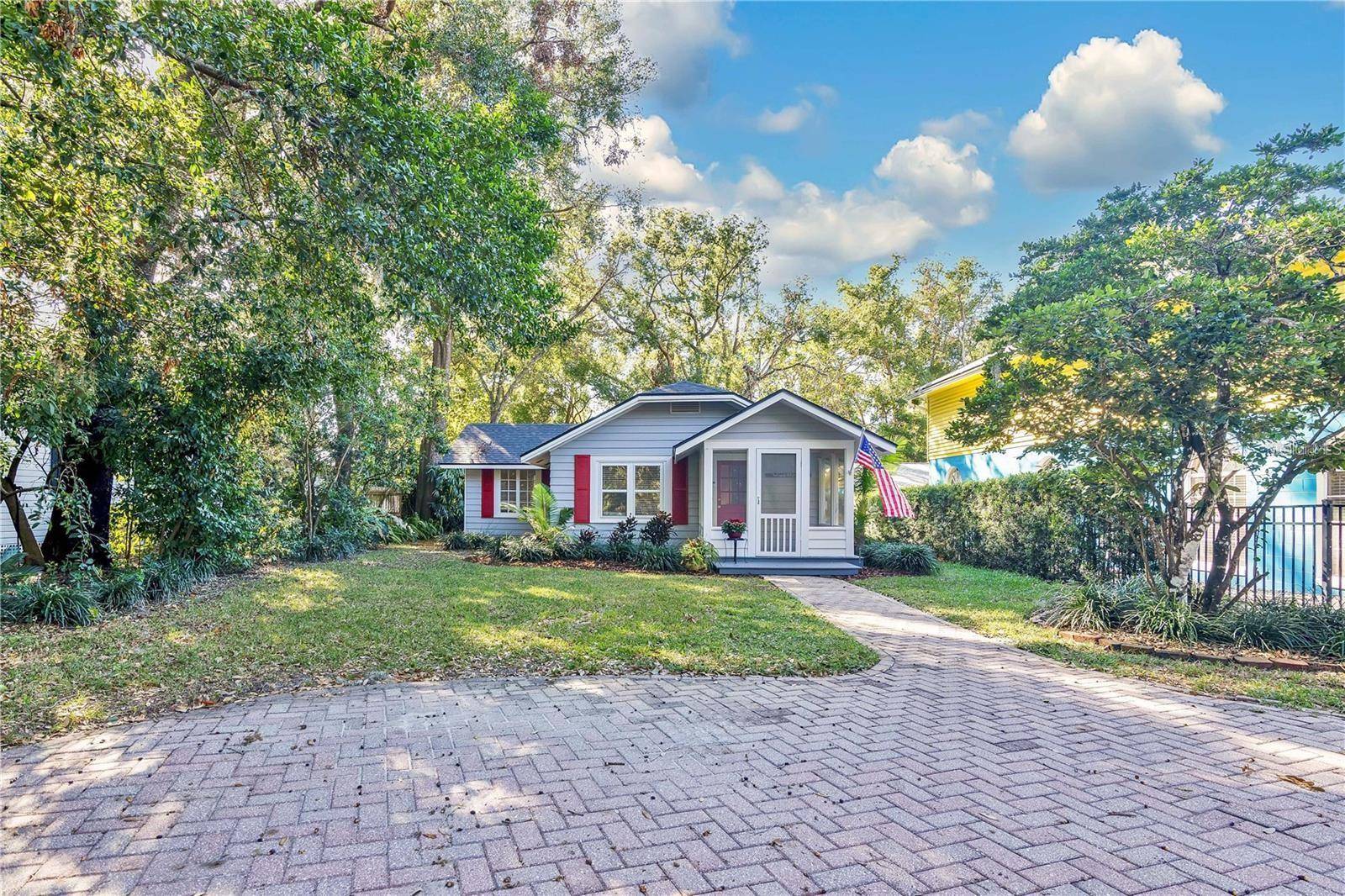 628 FOREST ST, Windermere, FL 34786
