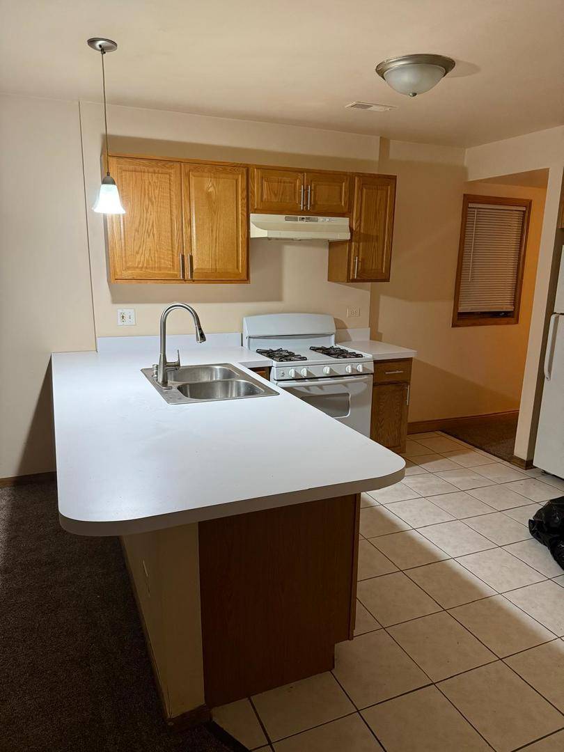 2449 W Lexington ST, Chicago, IL 60612