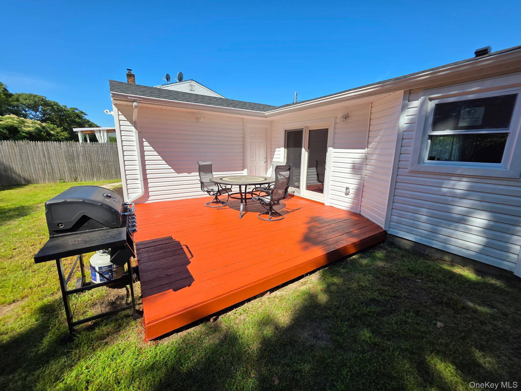 58 Appel DR, Shirley, NY 11967