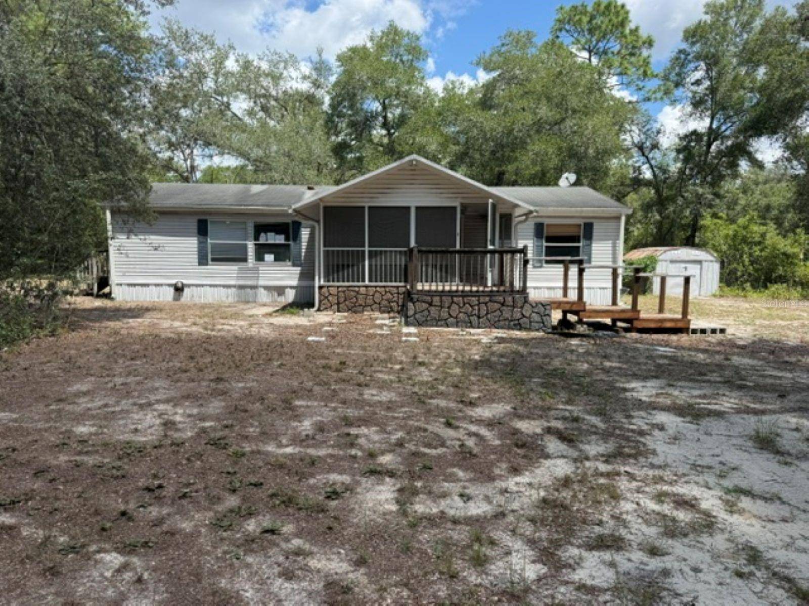 18351 SE 62ND PL, Ocklawaha, FL 32179