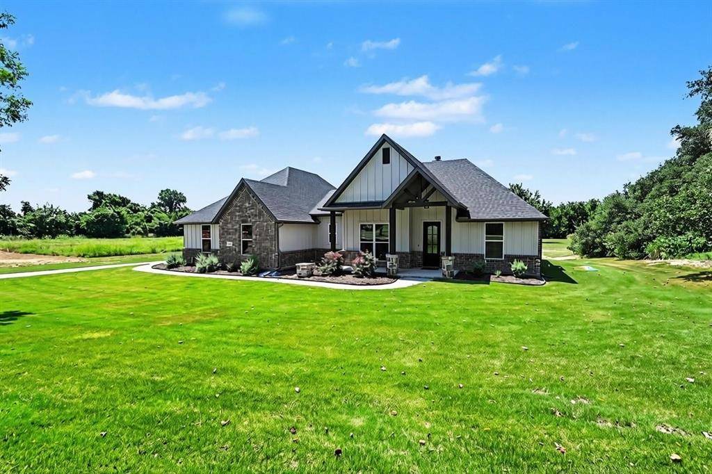 606 Central Road, Weatherford, TX 76088