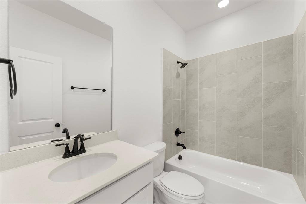3413 Running Springs Drive, Anna, TX 75409