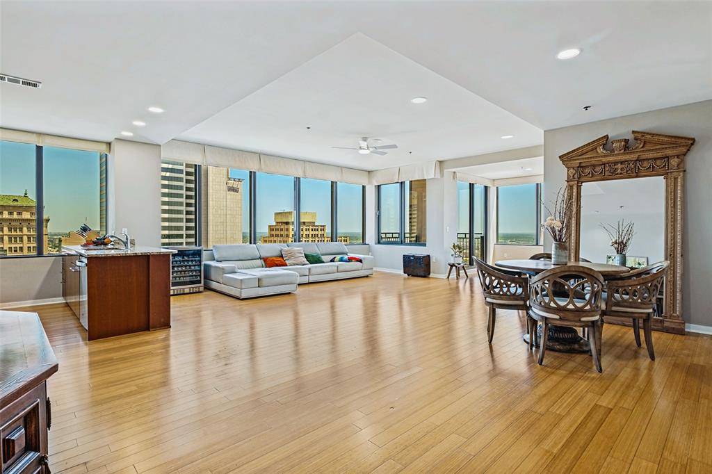1200 Main Street #2512, Dallas, TX 75202