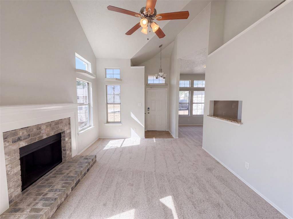 5624 Shady Springs Trail, Fort Worth, TX 76179