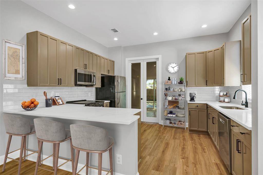 5524 Victor Street, Dallas, TX 75214