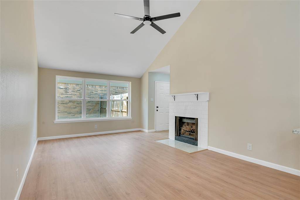 1428 Woodfern Drive, Arlington, TX 76018