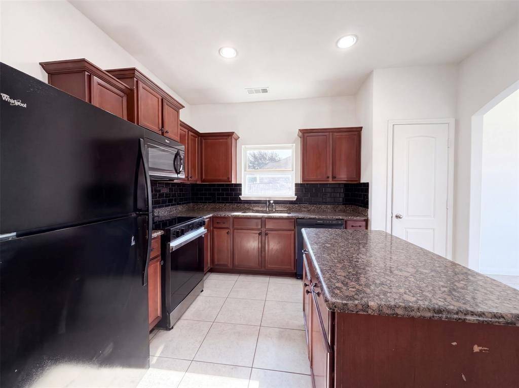 4101 Tower Lane, Crowley, TX 76036