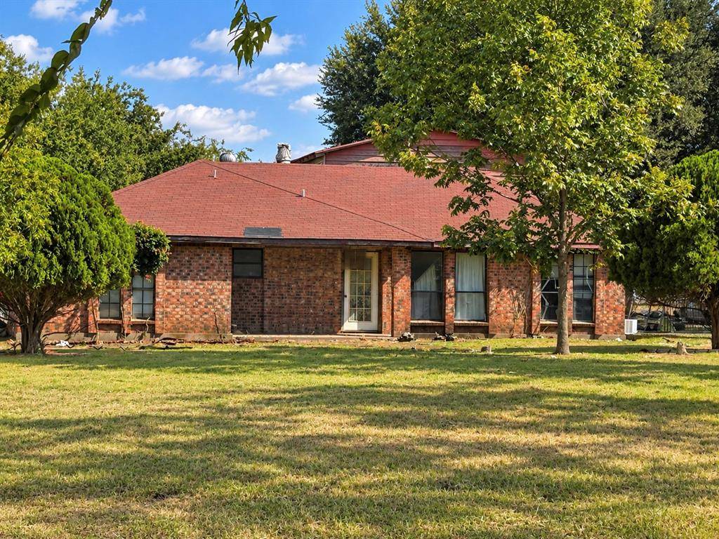 2429 Neck Road, Palmer, TX 75152