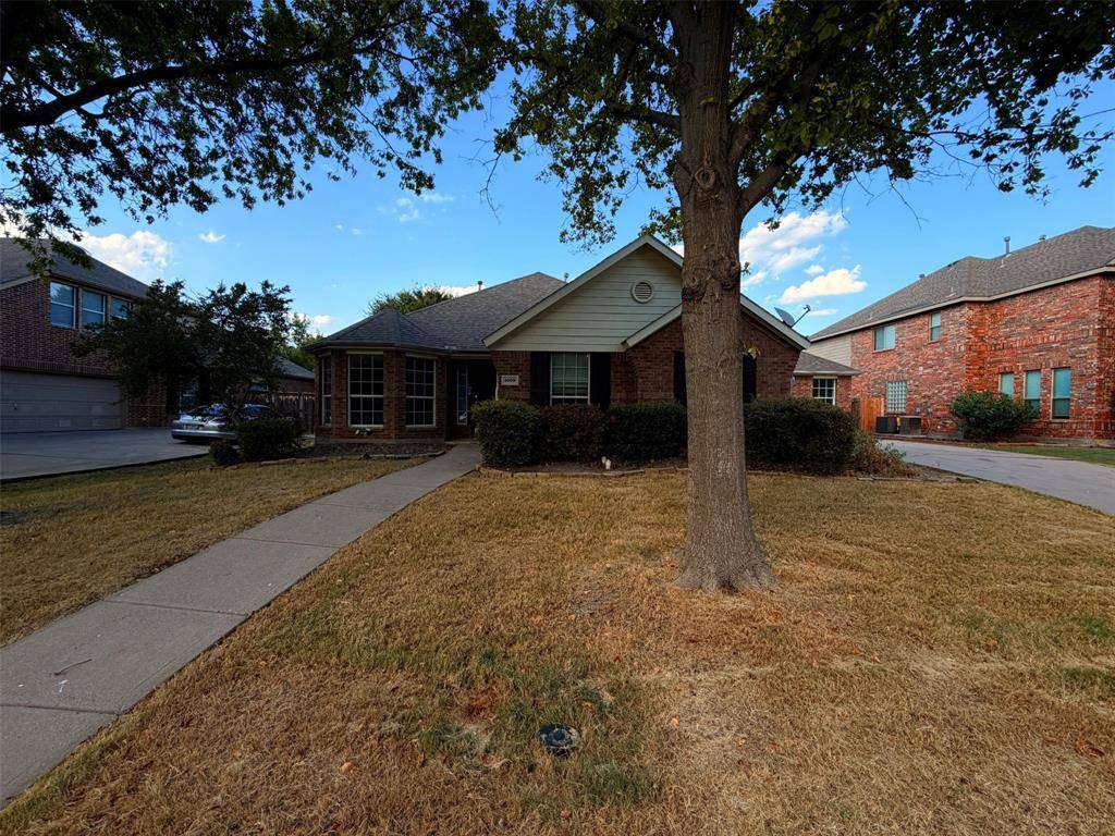 1009 Spinnaker Drive, Forney, TX 75126