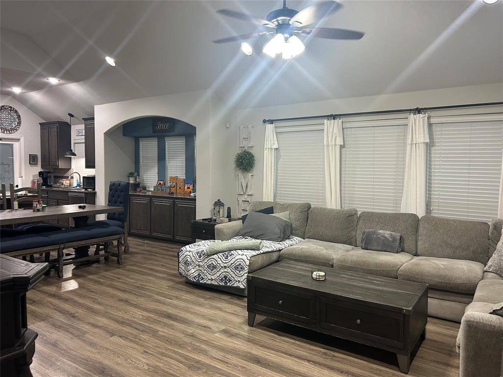 536 Graceful Place, Lavon, TX 75166