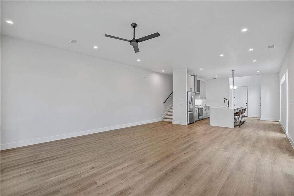 2413 Crossman Avenue, Dallas, TX 75212