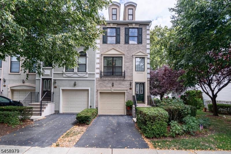 312 Wilshire Dr, Nutley Twp., NJ 07110