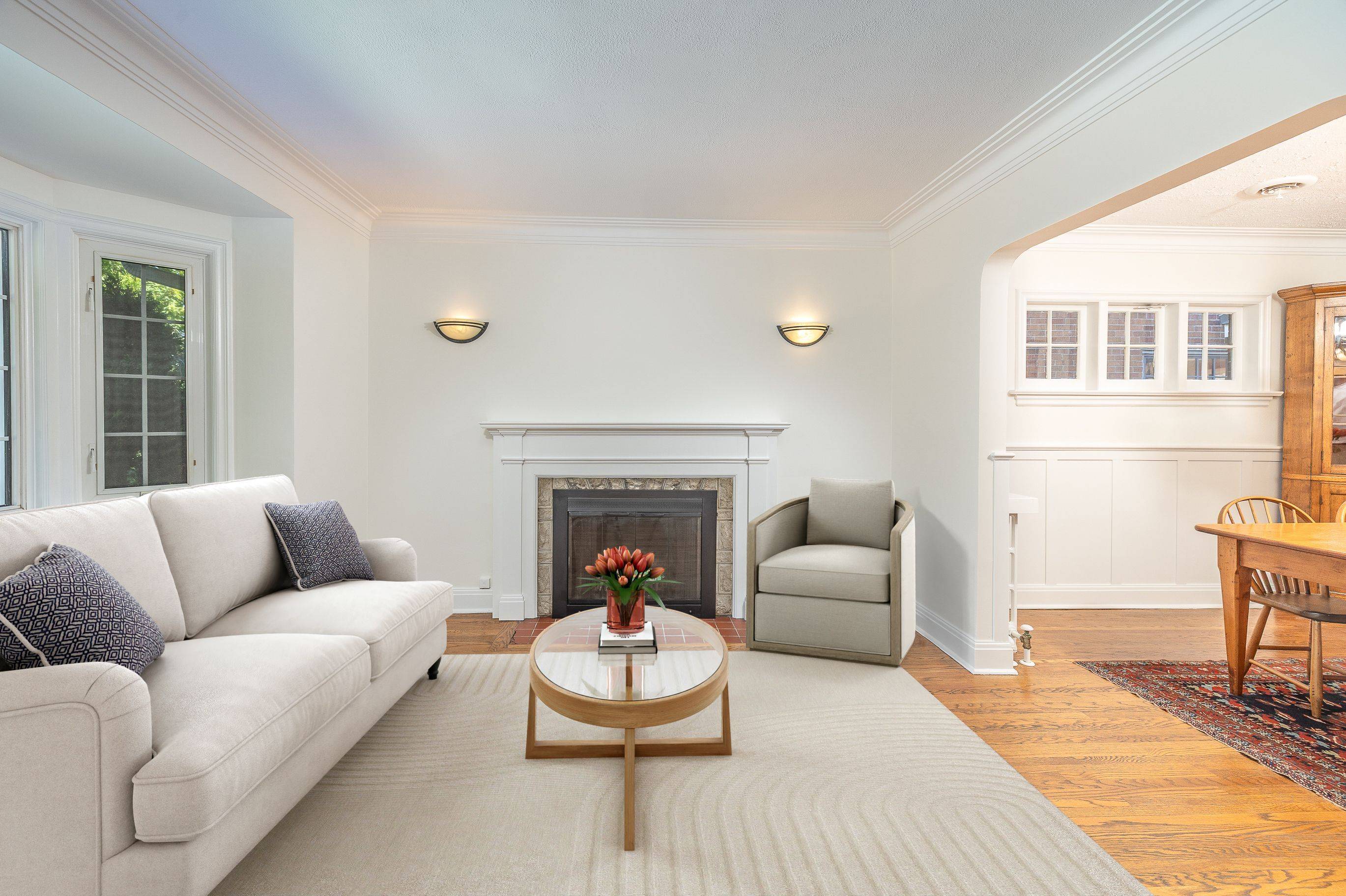 101 Southvale DR, Toronto C11, ON M4G 1G4