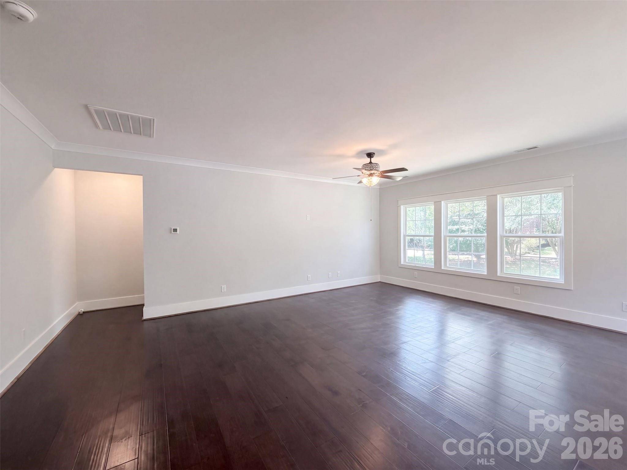 102 Sweet Oaks LN, Statesville, NC 28677