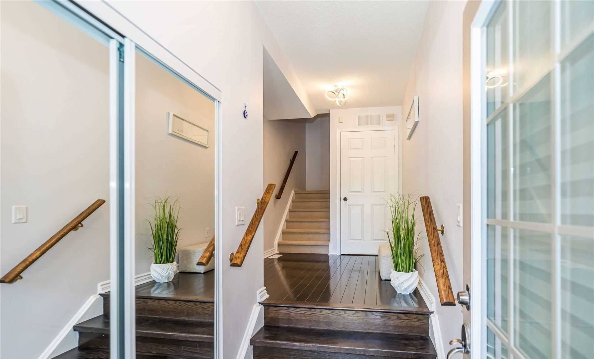 21 Linnell ST, Ajax, ON L1Z 0K9