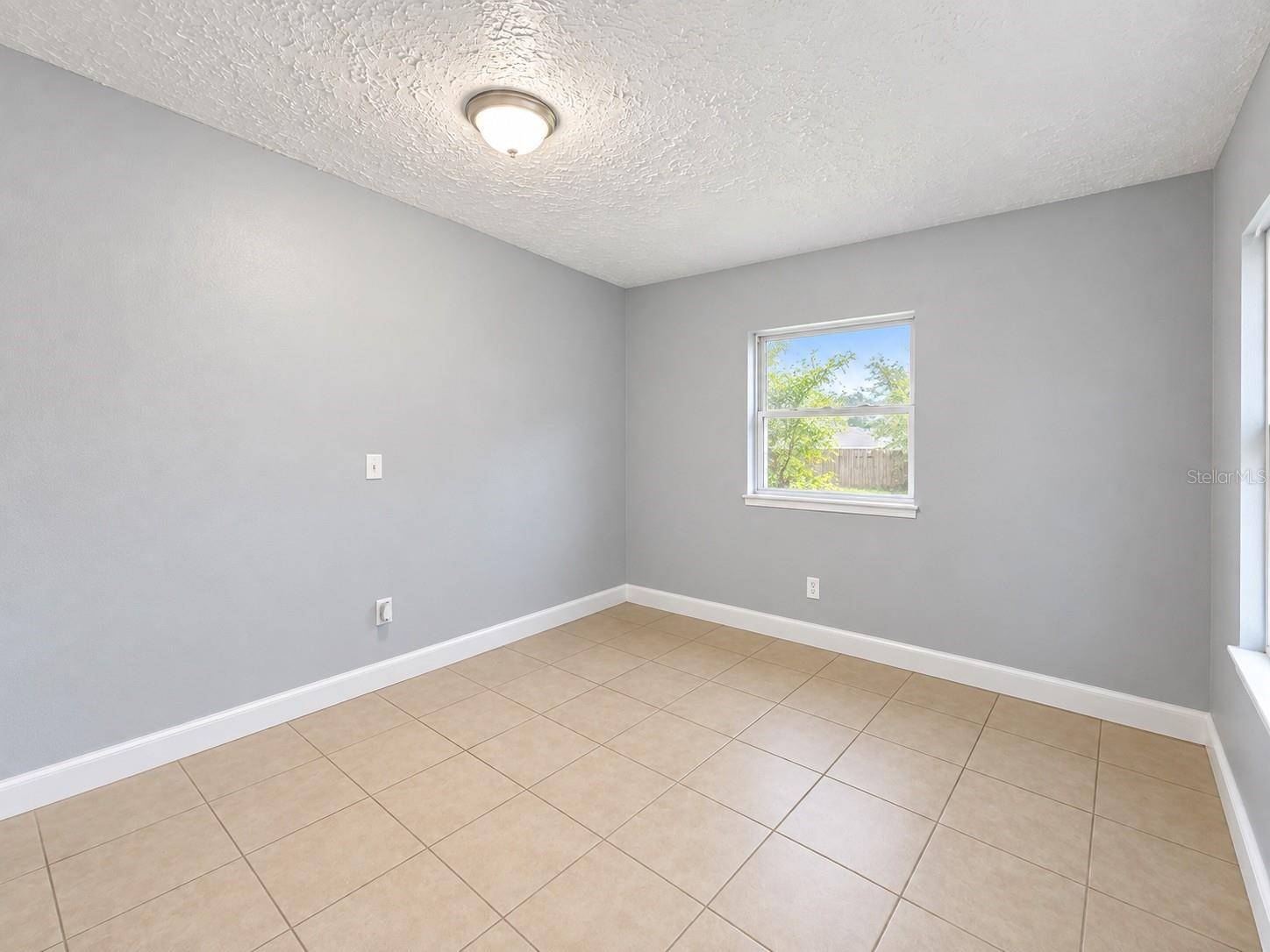 2021 W GORE ST, Orlando, FL 32805