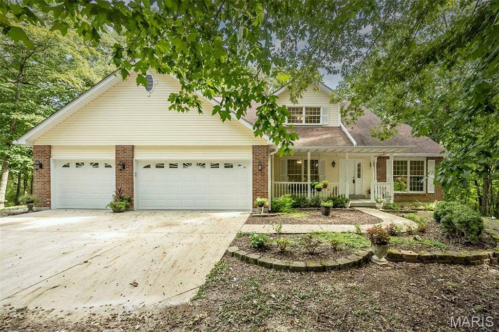 23401 Wild Horse Farms RD, Warrenton, MO 63383