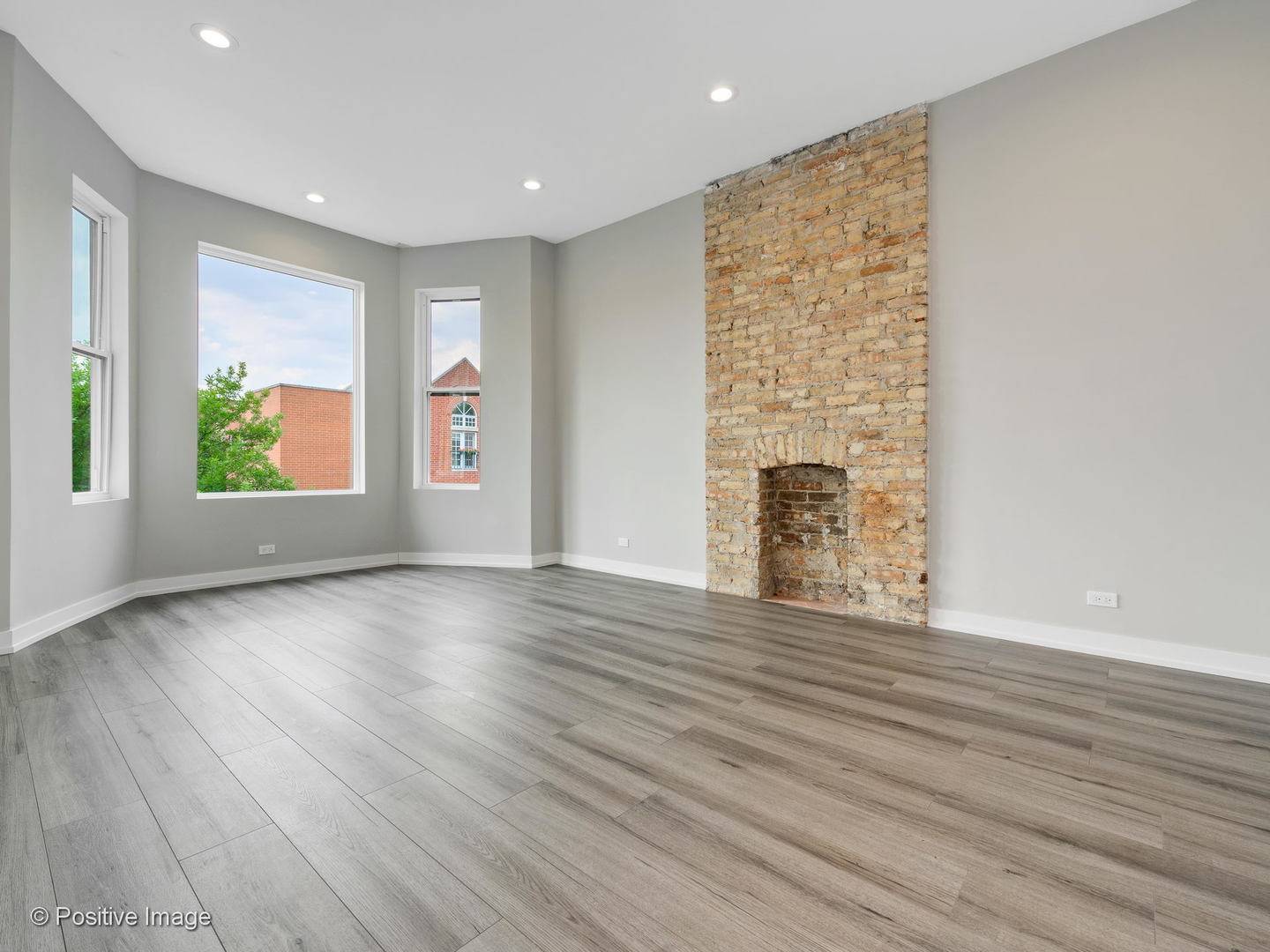 3945 N Greenview AVE #3S, Chicago, IL 60613