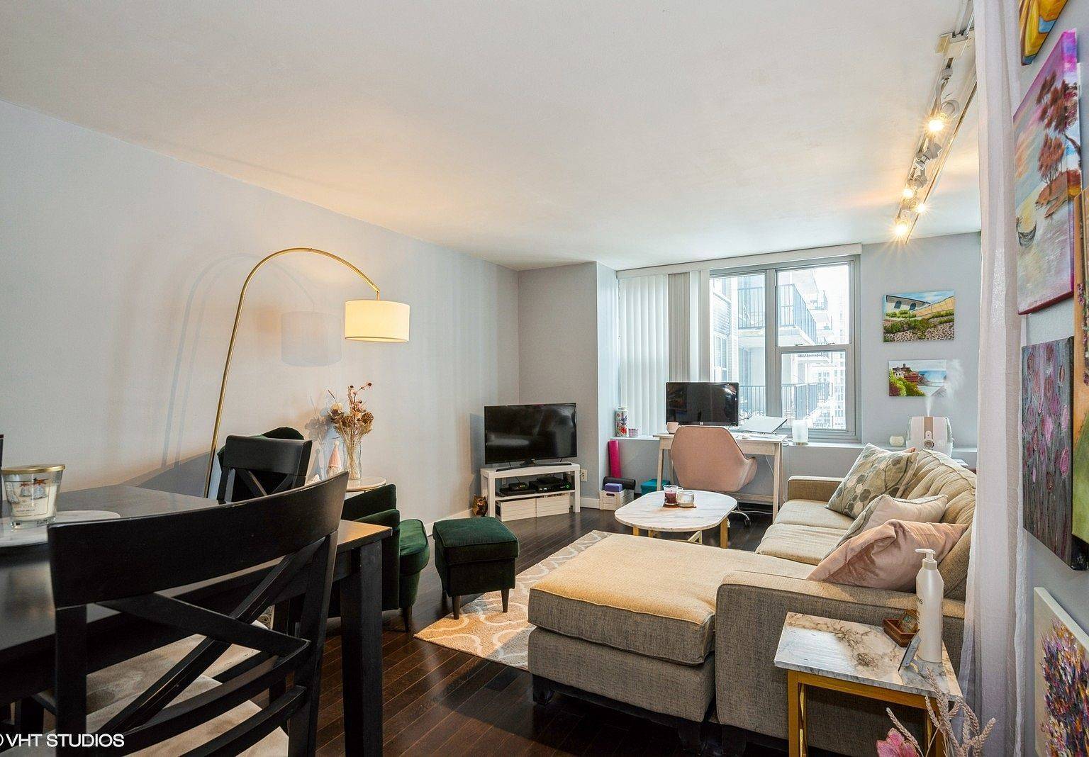 400 E Randolph ST #3502, Chicago, IL 60601