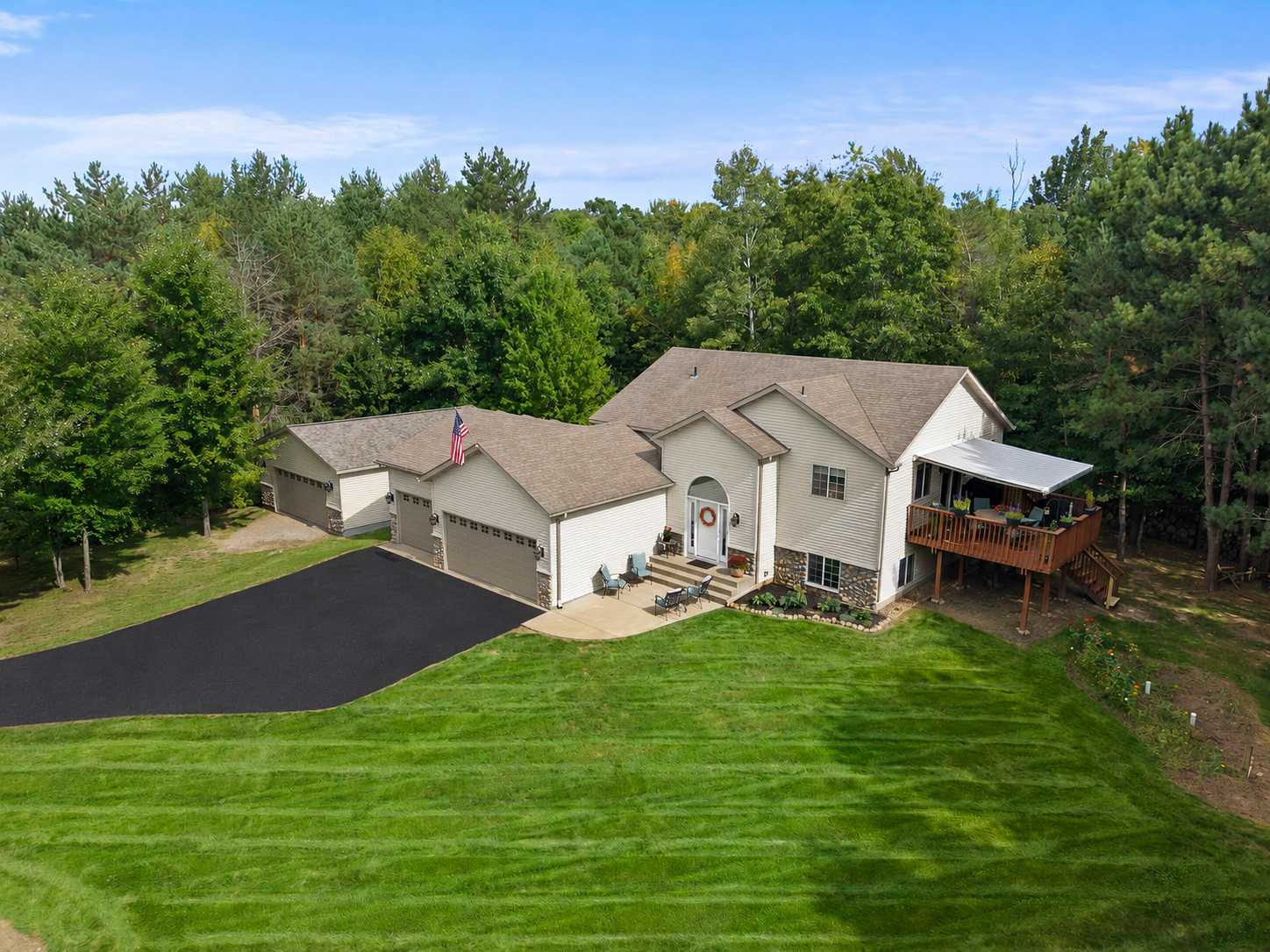 4989 355th ST, North Branch, MN 55056