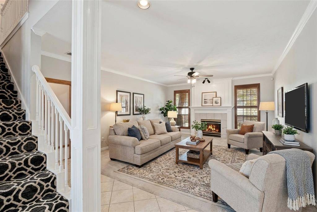 4001 Eaton PL, Edmond, OK 73034