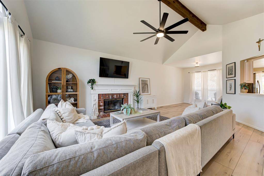 1209 Salem AVE, Edmond, OK 73003