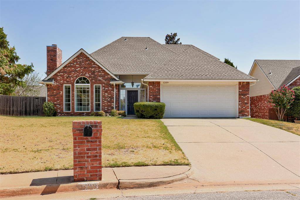 1209 Salem AVE, Edmond, OK 73003