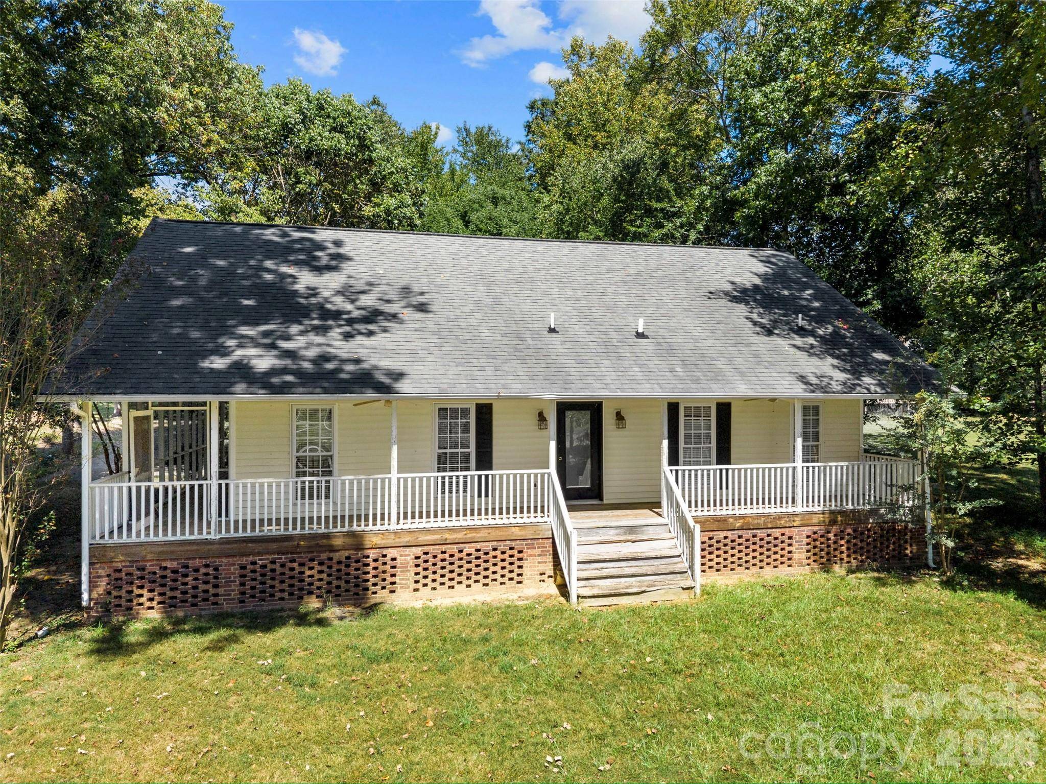 142 harbor point DR #31, Cherryville, NC 28021