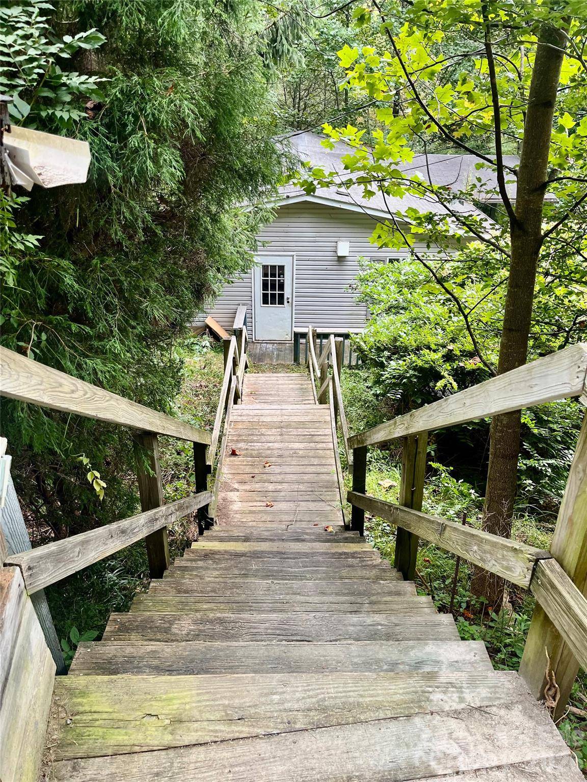 2294 Shulls Mill RD, Boone, NC 28607