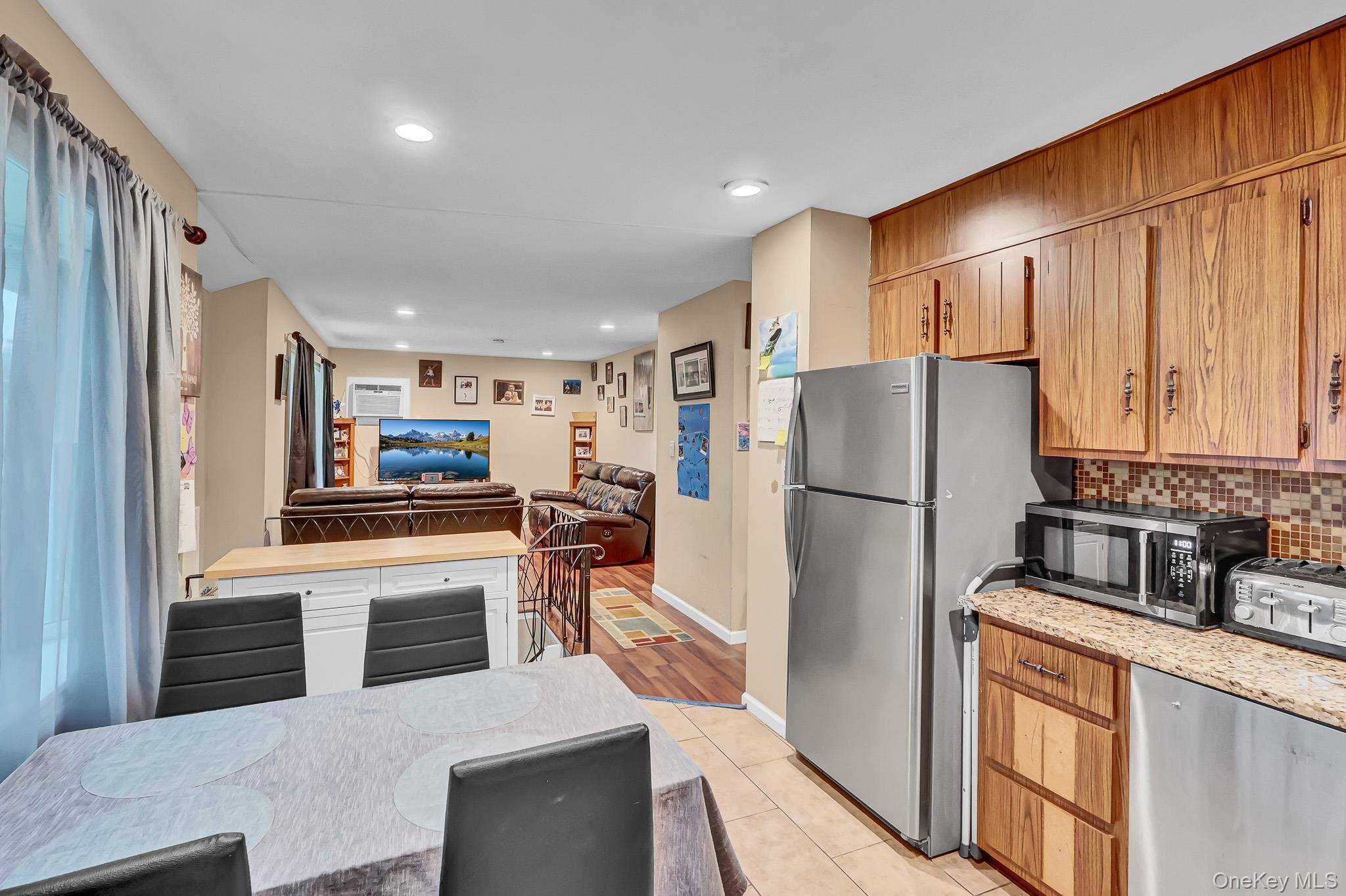 24 Charter RD, Selden, NY 11784