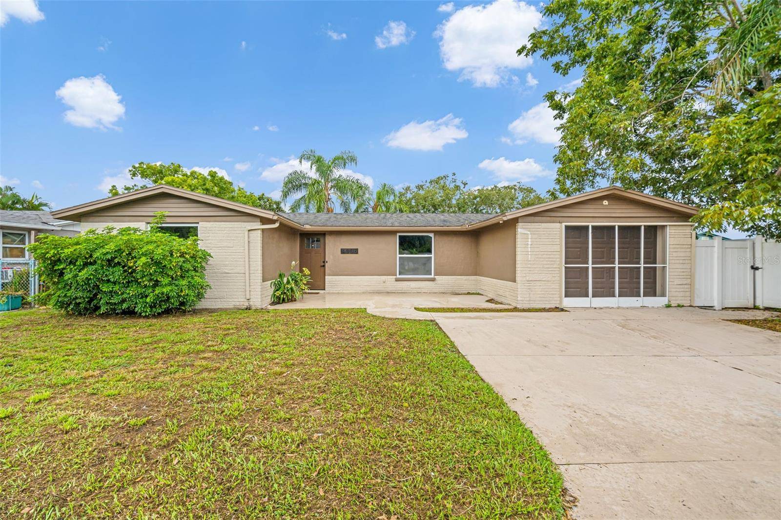 4036 SUNRAY DR, Holiday, FL 34691