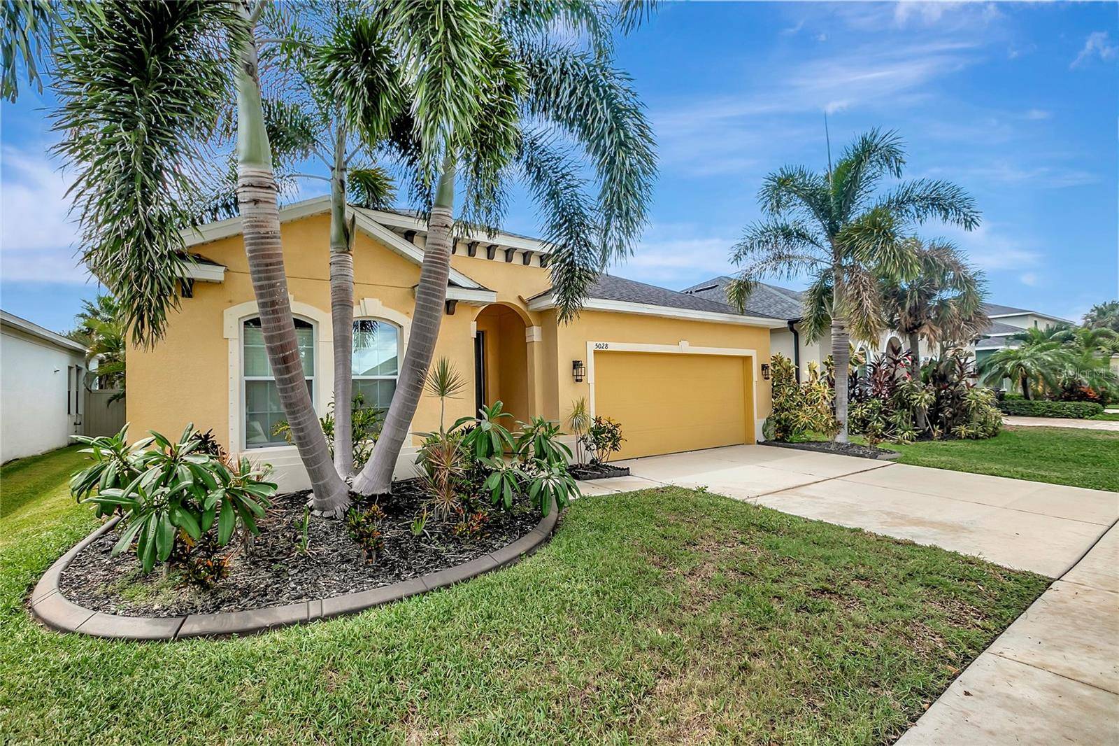 5028 INSHORE LANDING DR, Apollo Beach, FL 33572