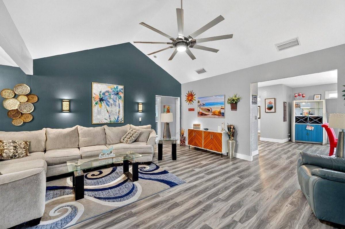 928 N OLEANDER AVE, Daytona Beach, FL 32118