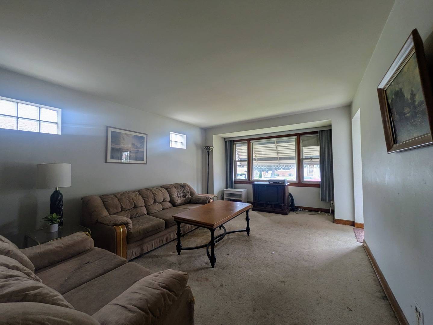 6639 S Knox AVE, Chicago, IL 60629