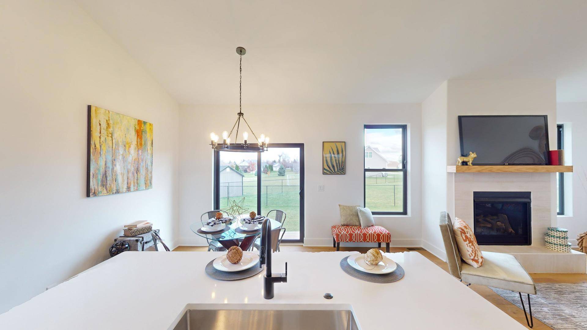930 Dawns End, Hampshire, IL 60140