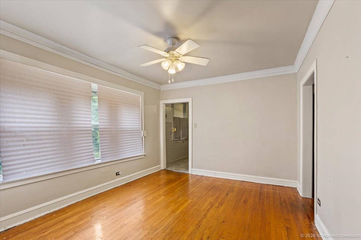 7018 S Wabash AVE, Chicago, IL 60637