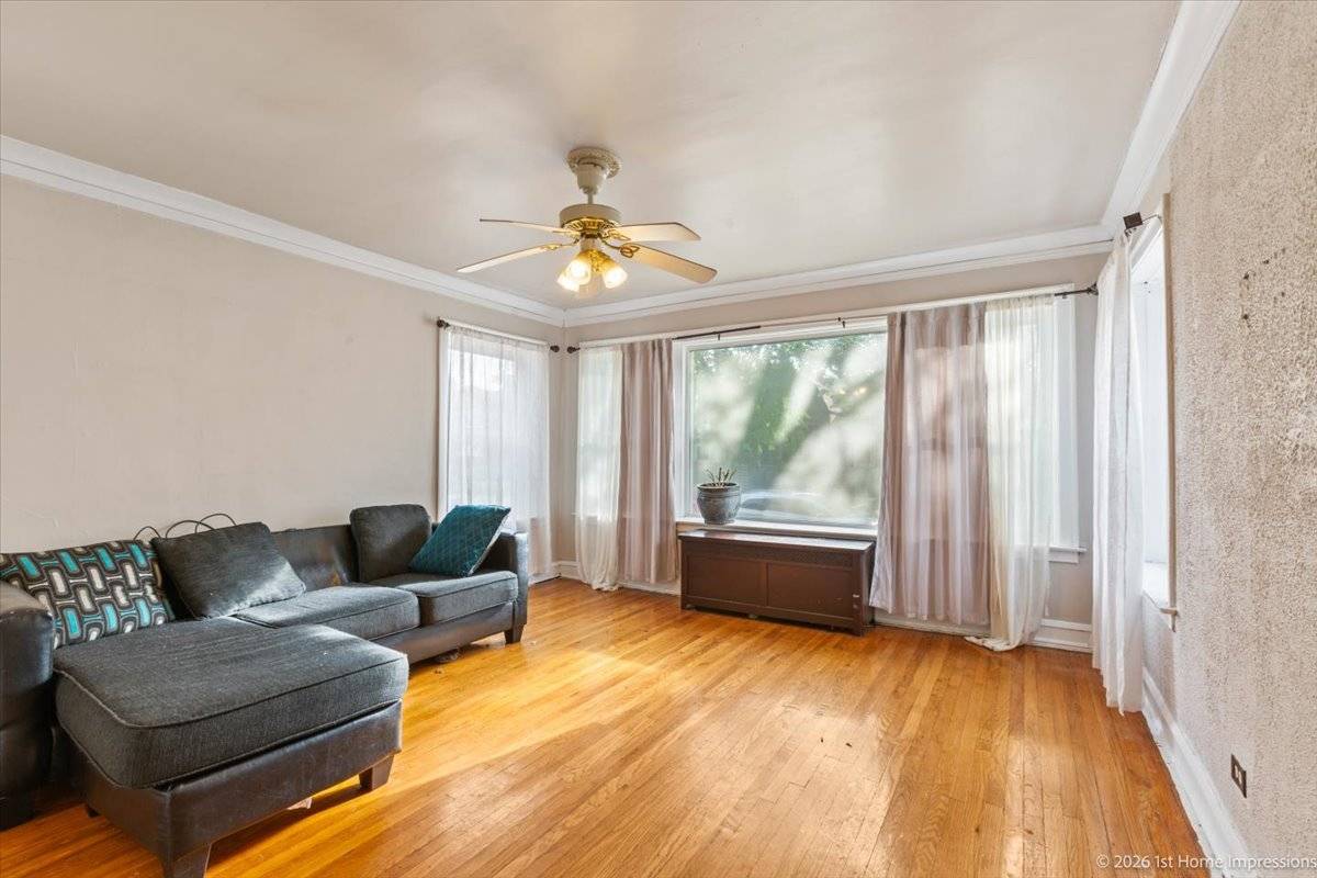 7018 S Wabash AVE, Chicago, IL 60637