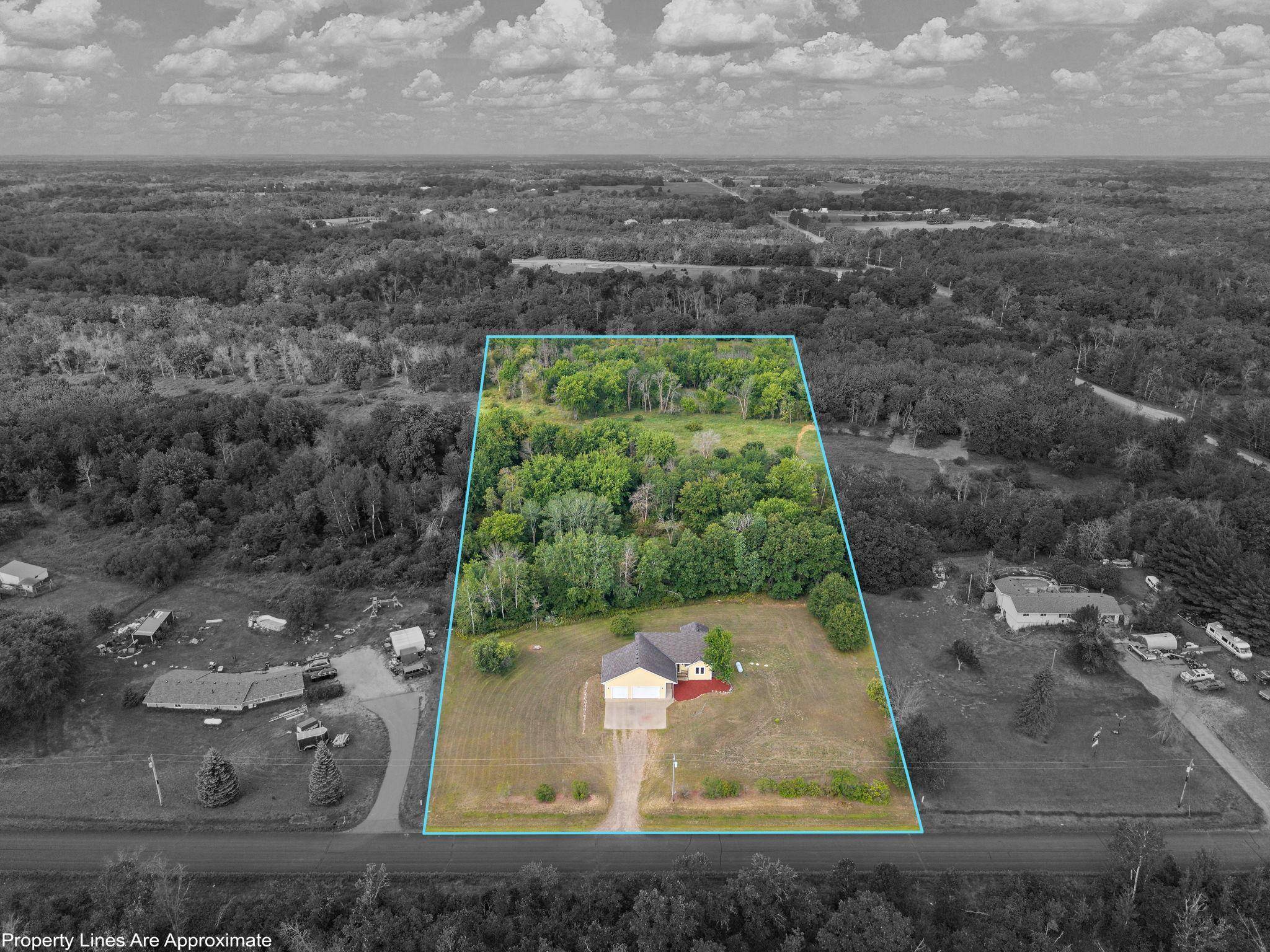 25990 Rum River DR NW, Isanti, MN 55040