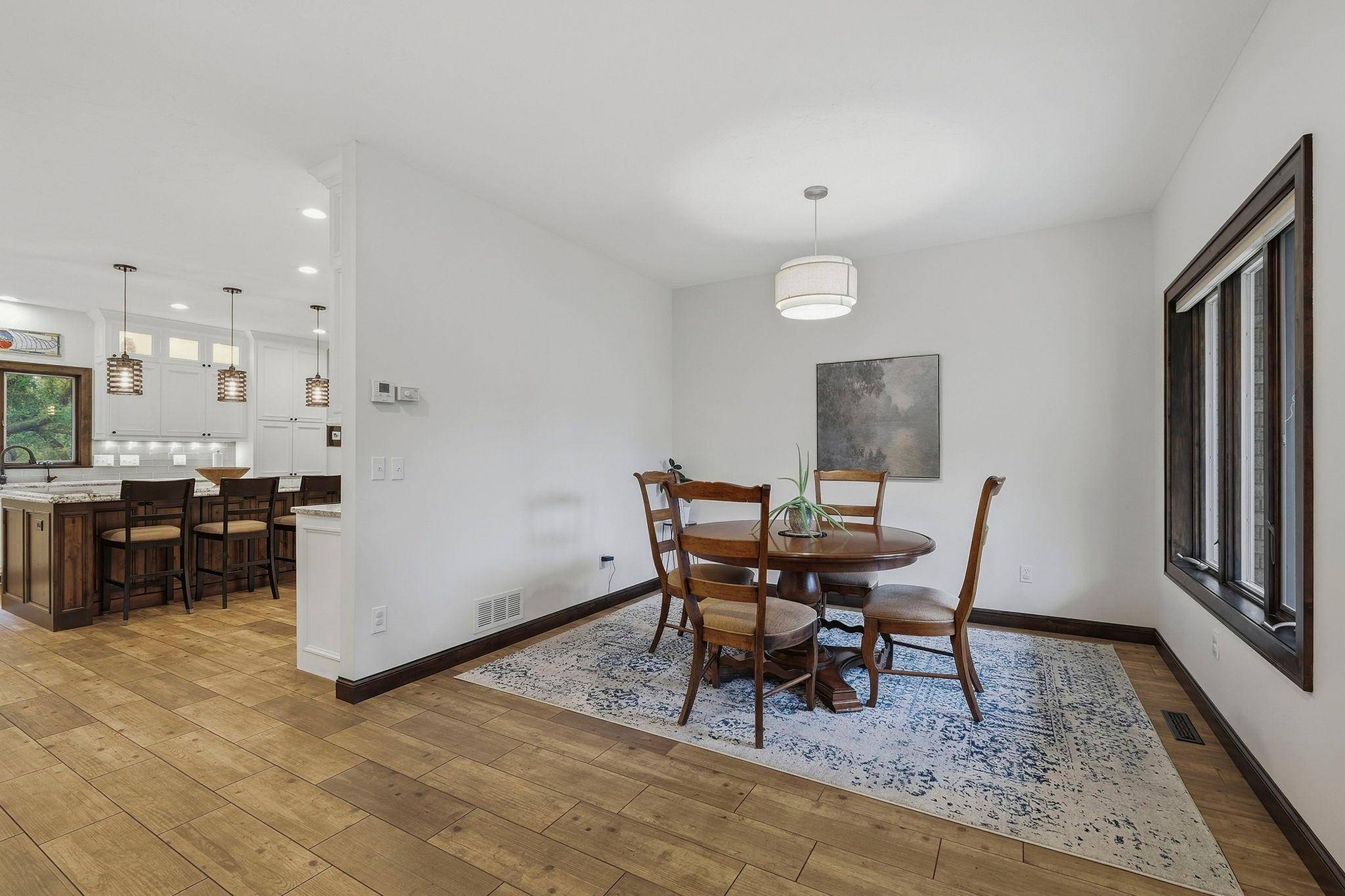 2580 Brinkhaus ST, Chaska, MN 55318